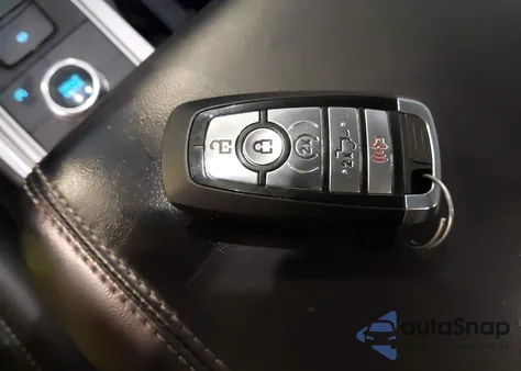 2020 Ford Explorer Xlt from USA, damaged, VIN 1FMSK8DHXLGC25728